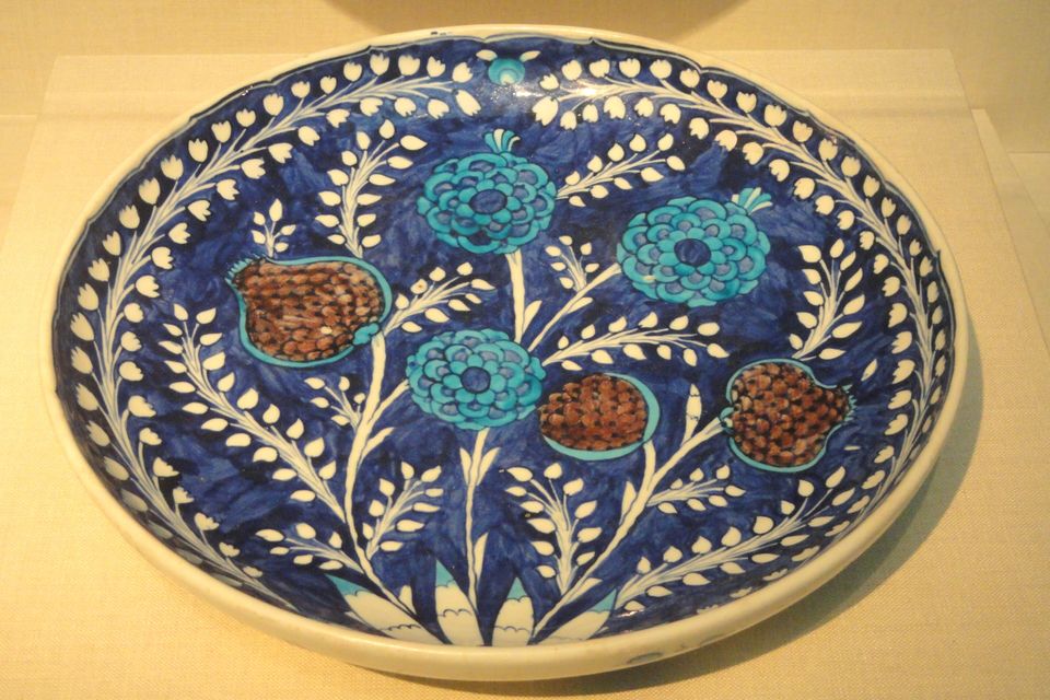 Hand-painted Turkish ceramics